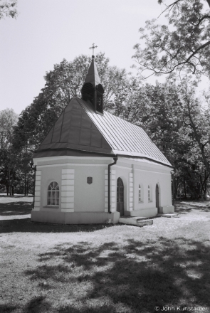 2d.Chapel, Ahinski Estate, Zaljes'sje 2017, 2017126b- (F1030019