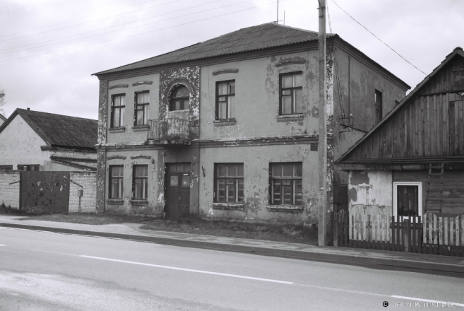 2d.Pre-War Masonry House, vul. Savjetskaja, Vaukavysk 2017, 2017082e- (F1180026