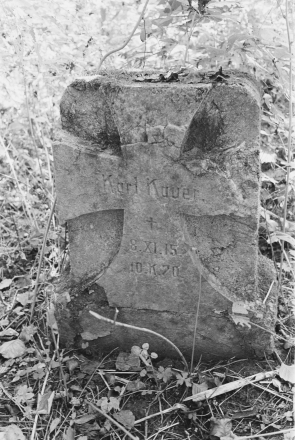 2d.World-War-I-Cemeteries-XXIX-German-Cemetery-Lotva-Mjadzjel-District-2019-2019195-19A