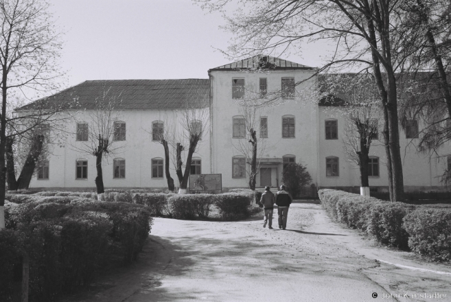 2e.Former-Jesuit-Collegium-Cloister-Now-Mental-Hospital-Zhodzishki-2014-2014111-19A