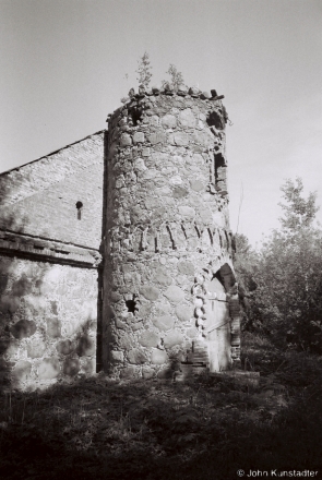 2e.Tower-Manor-House-of-Tyzenhaus-Estate-before-Becoming-Outbuilding-of-Svjatapolk-Chatsvjartsinski-Estate-Zhaludok-2013-2013153-19A