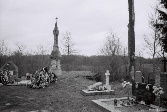 2f.Cemetery Sculpture, Kashubintsy 2016, 2016058-19A (F1020019