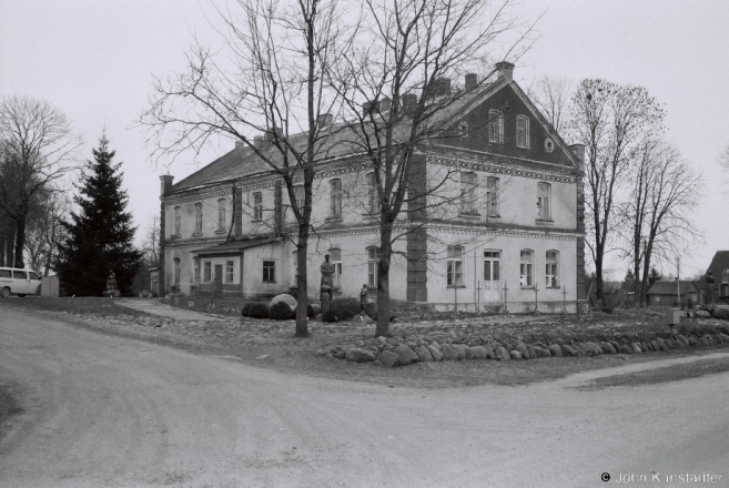 2f.Former Rectory, Vidzy 2018, 2018007- (F1130005