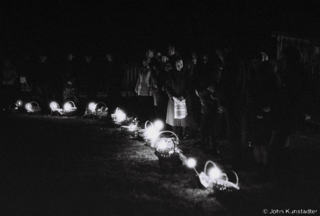 3a.Blessing-of-Easter-Bread-paski-Al-Night-Orthodox-Easter-Service-Azdamichy-2018-2018051_30