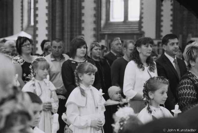 3a.Lighting of Candles, First Communion, Shylavichy 2015, F1050004(2015156-