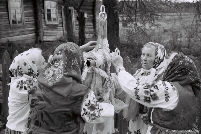 3a.Undressing the Third Cross, Holy Saturday, Daniljevichy 2016, 2016134- (F1110029