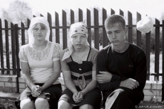 3b.Krys'tsina, Tats'tsjana and Kos'tsja, Jablychny Spas, Azdamichy 2009, 2009245-15