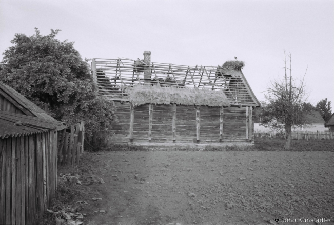 3b.Thatched Roof & Storks' Nest, Azdamichy 2018, 2018127_09A