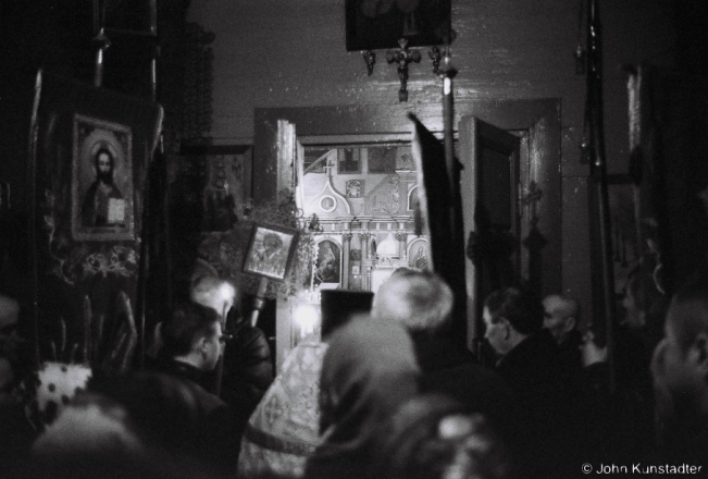3c.Opening of the Church Doors after Paschal Greeting, All-Night Easter Vigil, Azdamichy 2018, 2018049_28A