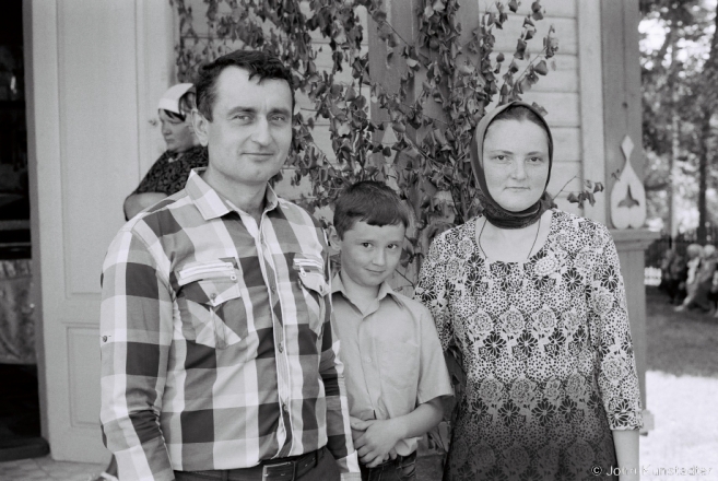 3e.Guests (Pilgrims) from Karotsichy, Feast of Holy Trinity, Azdamichy 2015, 2015193-07 (F1040006