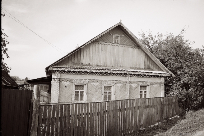 4.Carved-Wood-Facade-Hrada-2015-2015363-0A