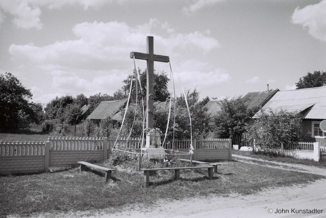 4a.Crosses-of-Belarus-CLXXV-Roadside-Crosses-of-Varnjany-2016-2016234c-23A
