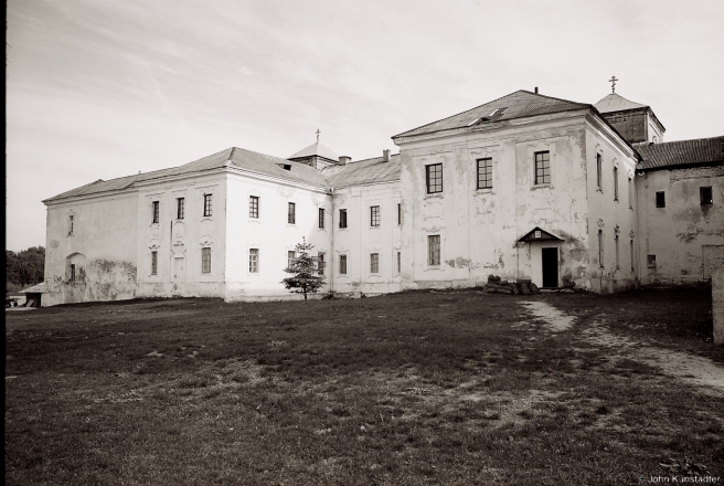 4a.Former-Jesuit-Collegium-Now-Orthodox-Mens-and-Womens-Monastery-Juravichy-2015-2015361-9A