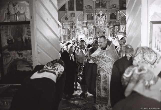 4b.Khadzhen'nje during Vespers, Trinity Sunday/Pentecost, Azdamichy 2017, 2017144a-15A (000049