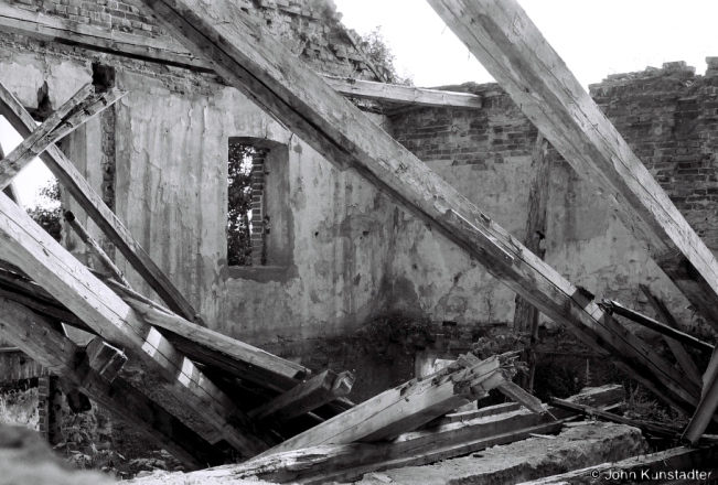 4c.Ruins-of-Former-Distillery-of-the-Former-Estate-of-the-Kozel-Pakljeuski-Family-Vjalikaja-Servach-2018-2018211_27