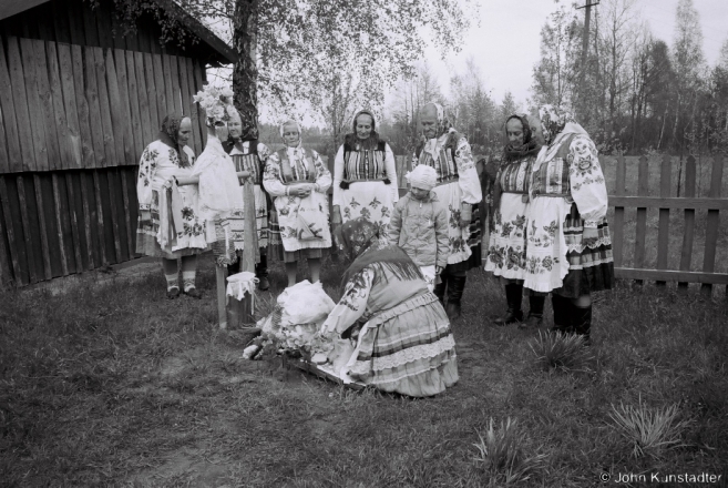 4e.Dressing the Maiden-Turned-to-Stone in New Cloths, Easter Morning, Daniljevichy 2016, 2016138a- (F1160031