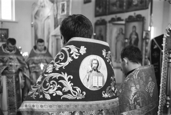 4h.Arrival-of-Archbishop-Stsjapan-Patronal-Feast-of-the-Resurrection-Orthodox-Church-of-the-Resurrection-Tsjerablichy-2019-2019048-20A