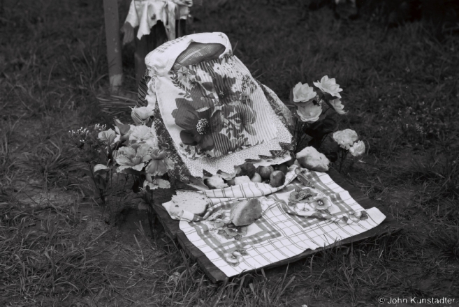 4j.Dressing the Maiden-Turned-to-Stone in New Cloths, Easter Morning, Daniljevichy 2016, 2016139a- (F1000009