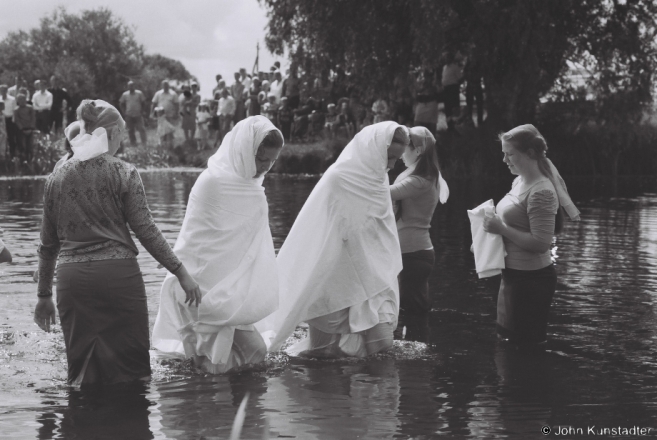 evangelical-baptism-alshany-2013-5-2013227-12