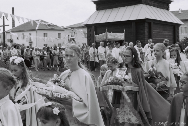 Procession, Celebratory Mass and Sacrament of Confirmation, Narach 2014, F1170015(2014292-