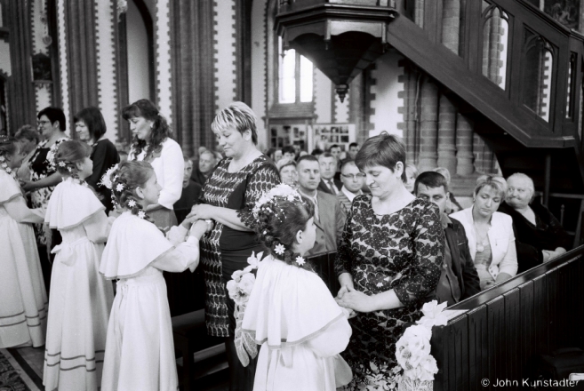 5a.Pledging Love and Obedience to One's Parents, First Communion, Shylavichy 2015, F1050033(2015159-