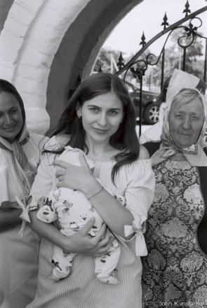 5a.With Her One-Month-Old Baby, Mjadovy Spas, Davyd-Haradok 2017, 2017194c- (F1090034