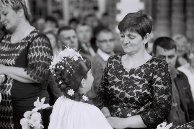 5b.Pledging Love and Obedience to One's Parents, First Communion, Shylavichy 2015, F1070027(2015158-