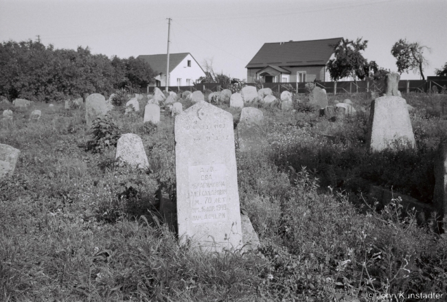 5b.Post-War-Soviet-Era-Grave-Tatar-Cemetery-Kapyl-2018-2018178_14A