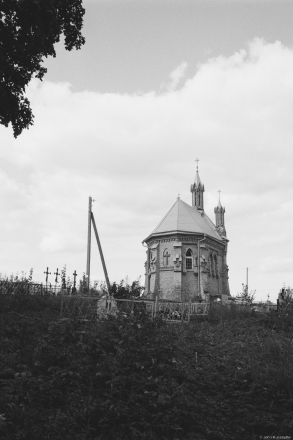 5c.Churches-of-Belarus-CCCXXXI-R.C.-Cemetery-Chapel-Ljebjedzjeva-2019-2019185a-21A2