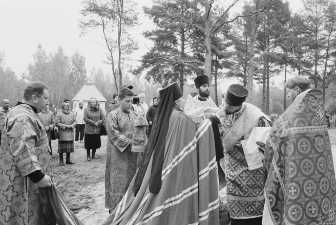 6c.Dressing-of-Orthodox-Bishop-of-Turau-and-Mazyr-Leanid-and-Greeting-of-Priests-Ljenin-2019-2019233-21A
