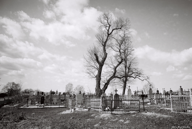 7b.Cemetery-Looking-West-Jabravichy-2017-2017043-27A2