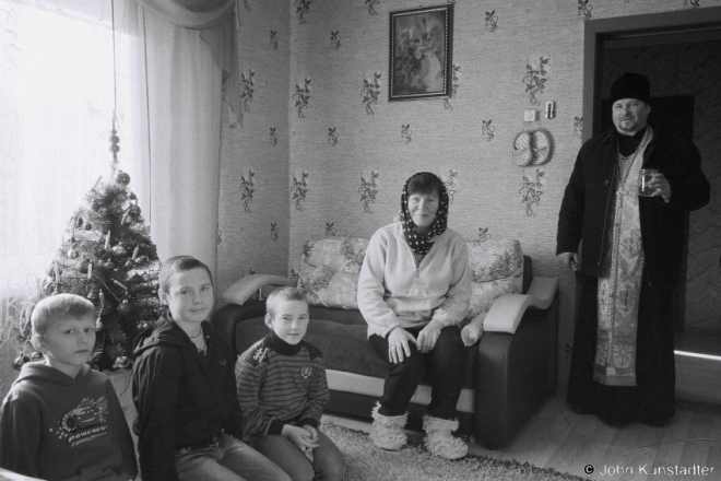 7c.Portraits of Polesia, Palina and Her Three Grandsons, Blessing of Houses on Vadokhryshcha, Azdamichy 2019, 2019006_34A(2)