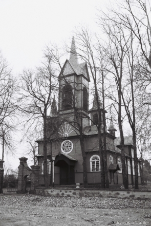 8b.Churches-of-Belarus-CCCLXXXIV-R.C.-Church-of-the-Sacred-Heart-1916-Kanvjelishki-2012-2012320-61