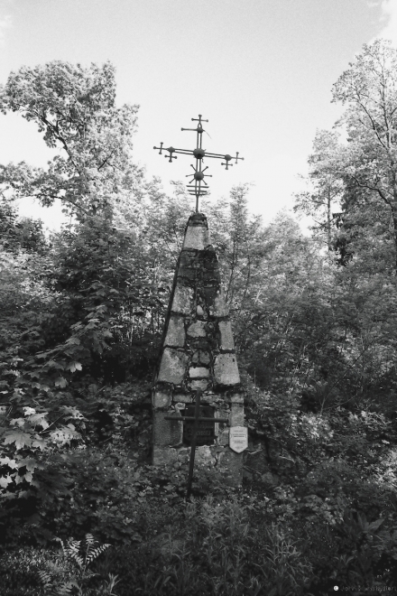 8c.Crosses-of-Belarus-CLV-R.C.-Cemetery-Jasjanjets-2014-2014178a-3A