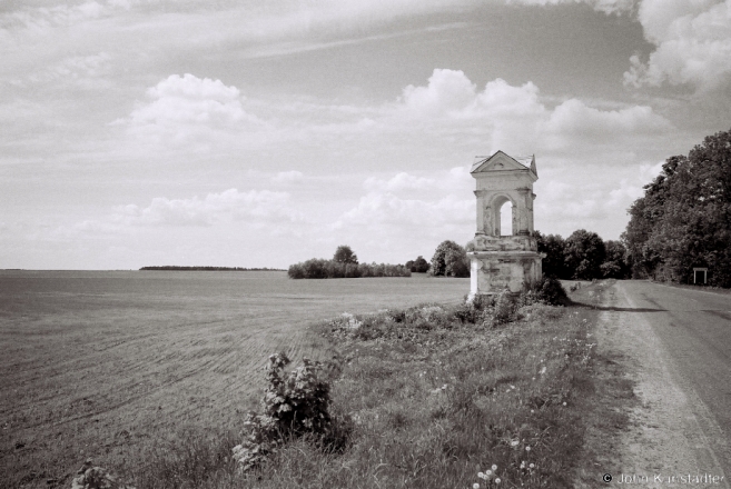 9a.Roadside-Shrine-Bjalavichy-Masty-District-2013-2013154-7A