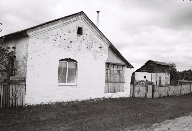 9a.Soviet-Era-Roadworkers-Housing-Baravaja-Babrujsk-Dist.-2017-2017138-31A