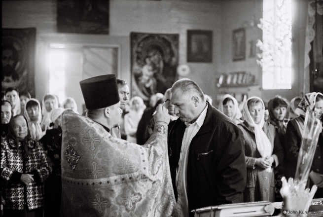 Anointing-with-Holy-Oil-Mirapamazannje-Orthodox-Trinity-Sunday-Azdamichy-2017-2017143-02