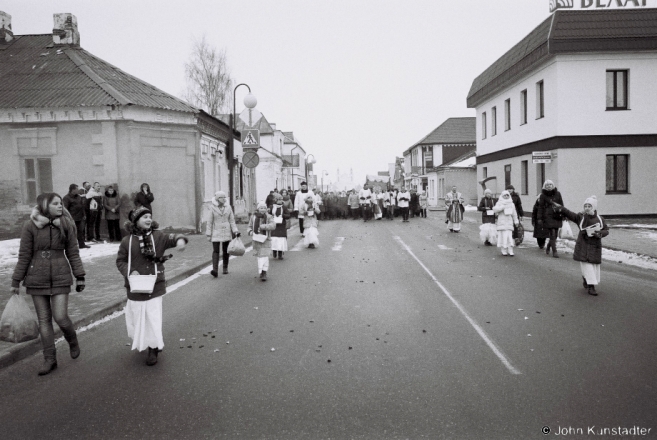 Easter Morning Procession, Iuje 2013, 2013066b-19.jpg