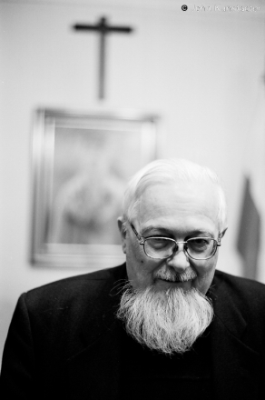 Father Aljaksandr Nadson, London 2007, 2007402-04.jpg
