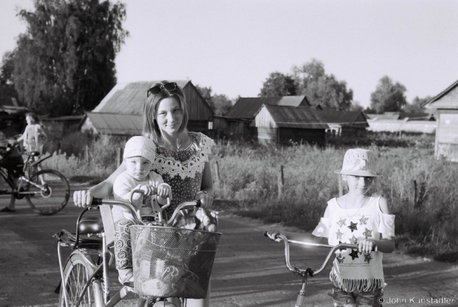 Light in August - after the Children's Party, Tsjerablichy 2017, F1080029 (2017197a-