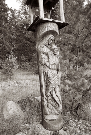 Memorial to Political Prisoners of the Soviets Murdered by the NKVD in June 1941, Igumjen (Chervjen') 2015,  2015356-35