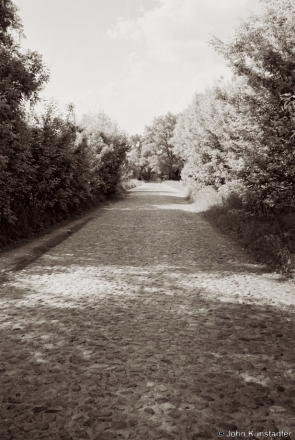 Old-Cobblestone-Road-Shyshki-2010-2010127-33A