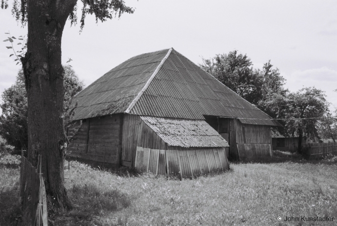 Traditional-Northwestern-Belarusian-Granary-Smilhini-Misjavichy-Local-Council-Misjavichy-Local-Council-2014-2014246-0