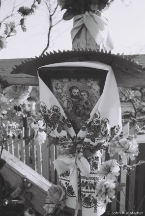 Ethnotoponyms VIII, Zhomajdz' (Kletsk District) 2014, Detail of Roadside Cross, F1150005(2014109a-