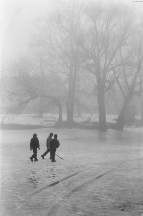 after-school-on-the-frozen-river-rubjel-2011