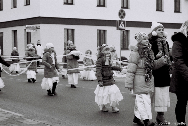 easter-morning-procession-iuje-2013-f11100112013067b