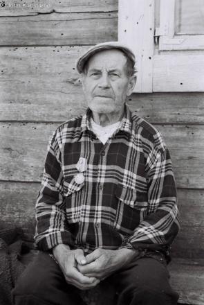 granddad-ivan-tsjerablichy-2012-2012190b-f1040033
