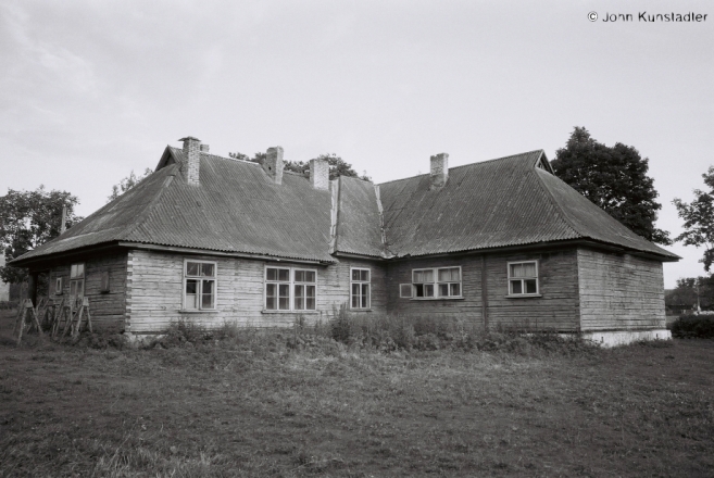pilsudski-legacy-school-barsuki-2011-2011191-11