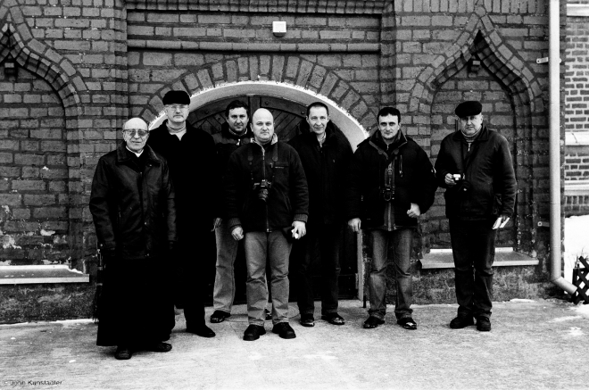 portraits-of-belarus-father-ludwik-with-preservationists-hnjezna-2011