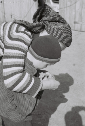 removing-a-splinter-tsjerablichy-2012-2012051-33